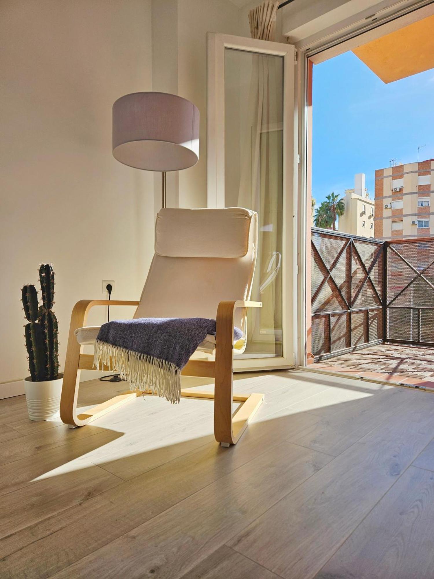 Apartamento Plaza Capuchinos Apartment มาลากา ภายนอก รูปภาพ